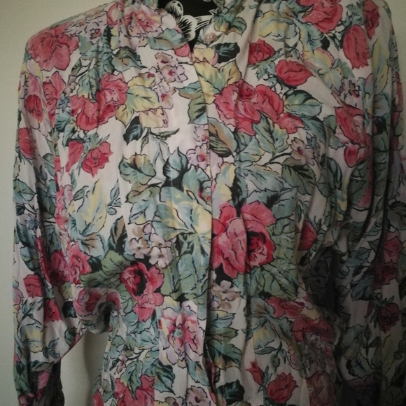 Vtg blooms blouse - Picture 13 of 13